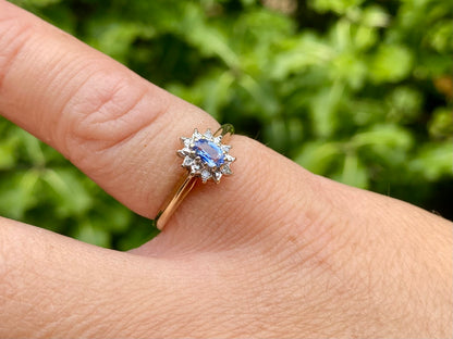 9ct Gold Sapphire & Diamond Ring