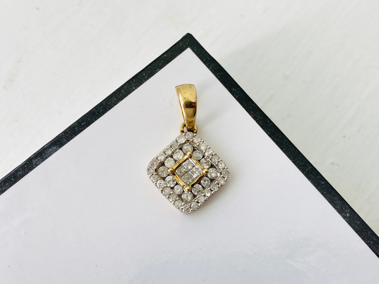 9ct Gold Diamond Pendant