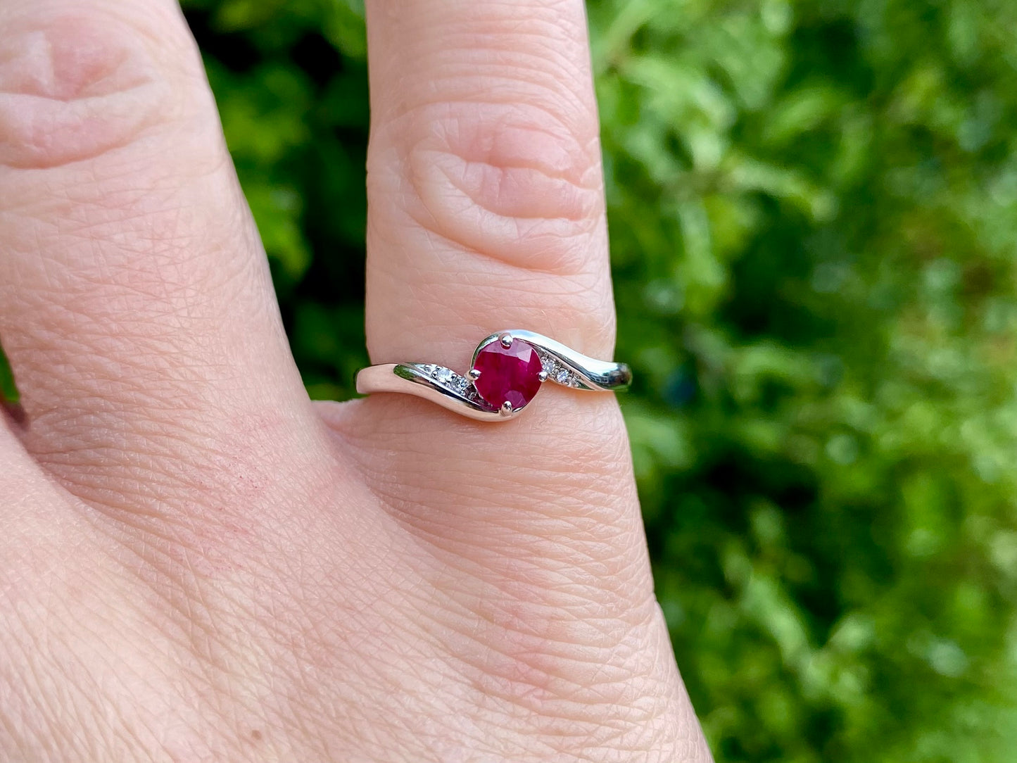 9ct Gold Ruby & Diamond Stacking Ring