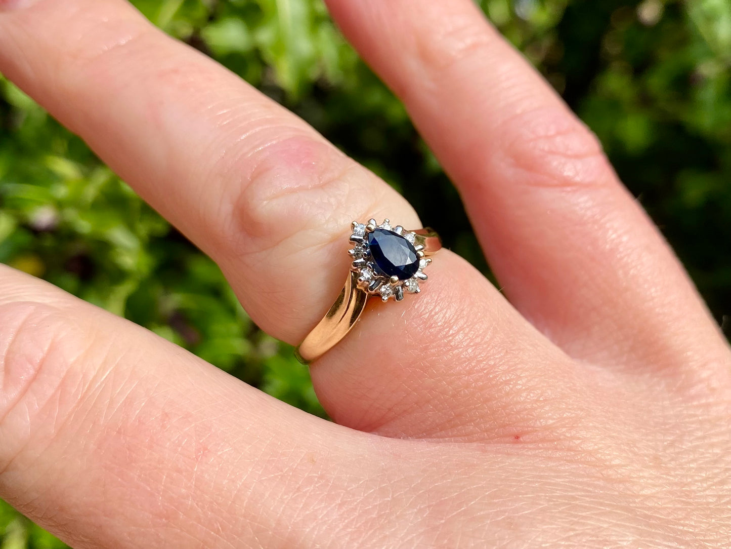10ct Gold Sapphire & Diamond Ring