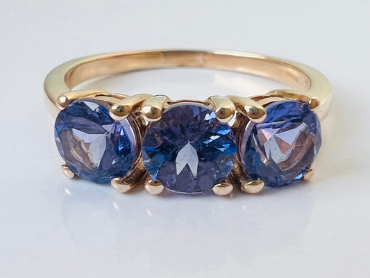 9ct Gold Tanzanite Ring
