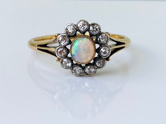 Antique 18ct Gold Opal & Diamond Ring