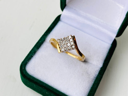 Vintage 18ct Gold Diamond Ring