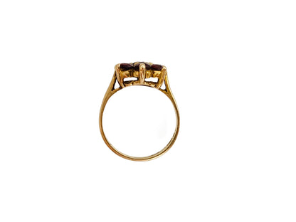 Vintage 9ct Gold Garnet Ring
