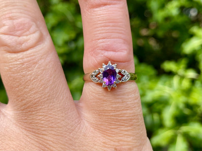 Vintage 9ct Gold Amethyst & Diamond Ring