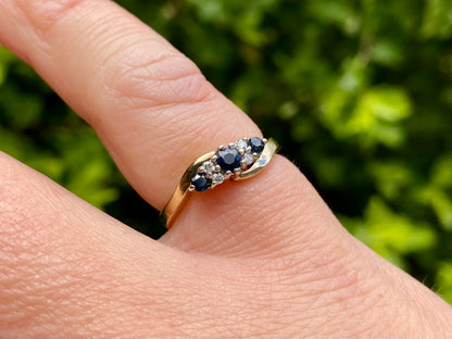 Vintage 9ct Gold Sapphire & Diamond Ring