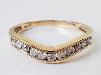 9ct Gold 0.25ct Diamond Wishbone Ring