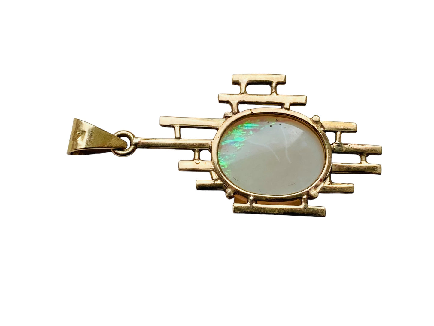 14ct Gold Opal Pendant