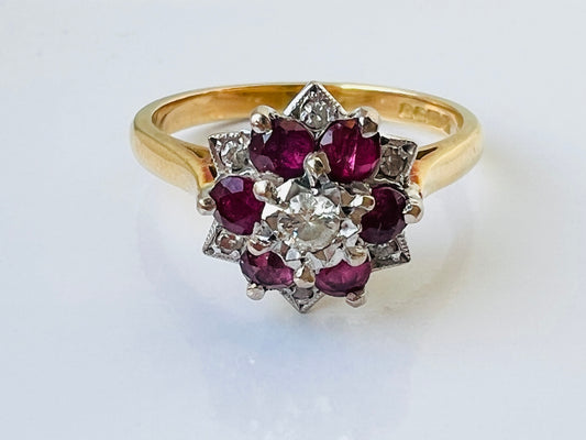 Vintage 18ct Gold Ruby & Diamond Ring