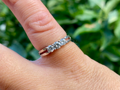 18ct Gold Three-Stone Diamond Ring