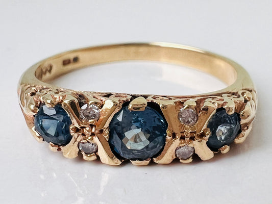 9ct Gold Sapphire & Diamond Ring