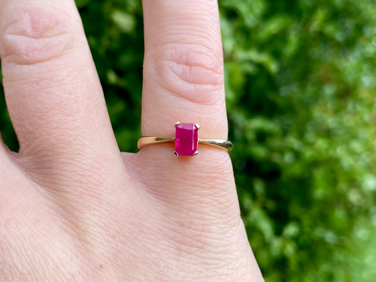 9ct Gold Ruby Ring