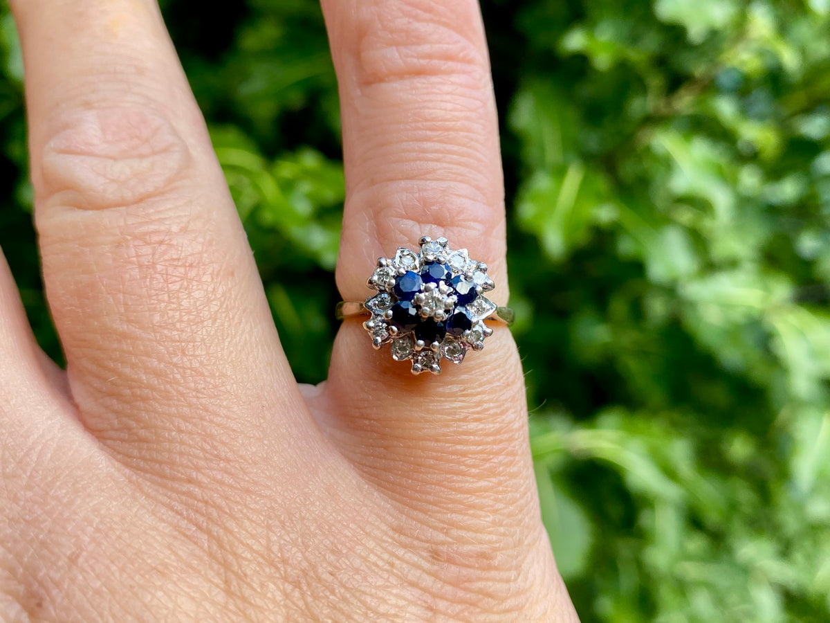 Vintage 9ct Gold Sapphire & Diamond Ring