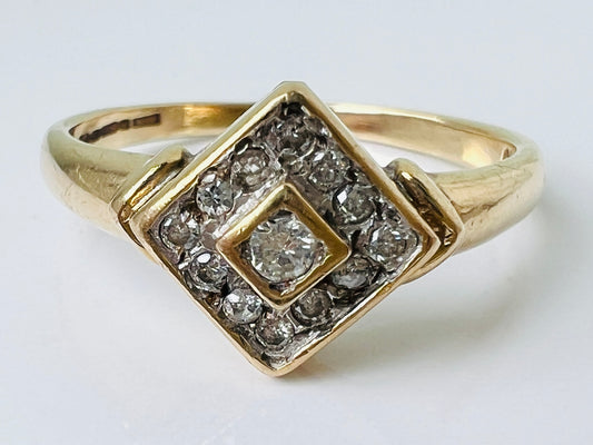 9ct Gold Diamond Ring