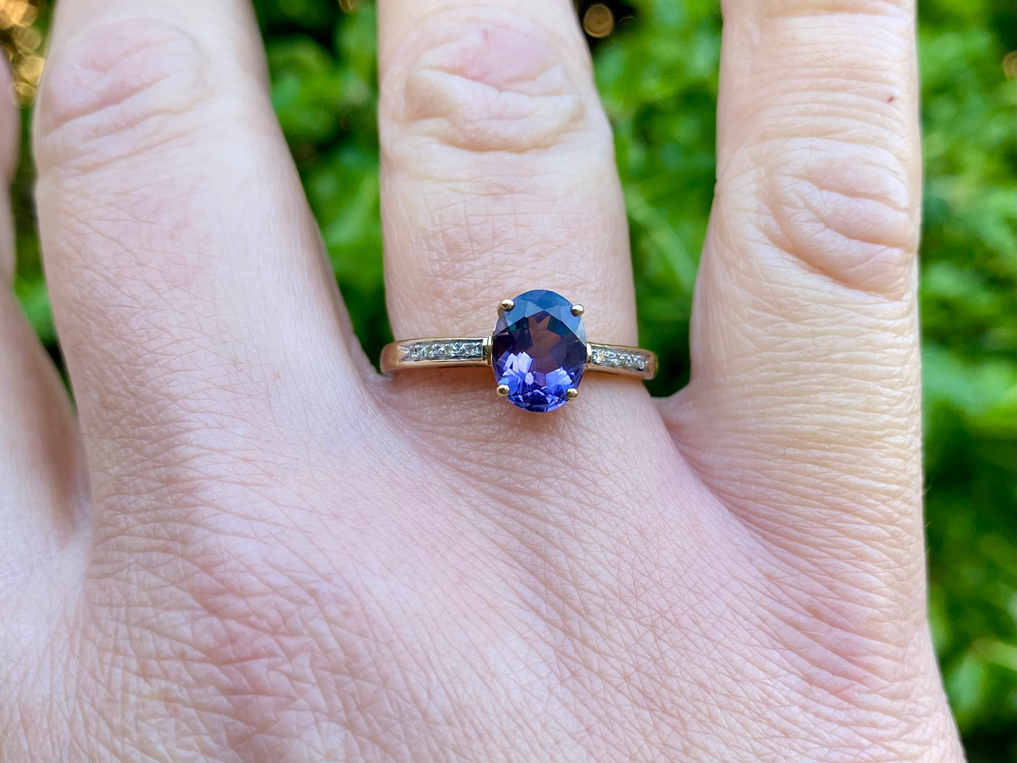 9ct Gold Iolite & Diamond Ring