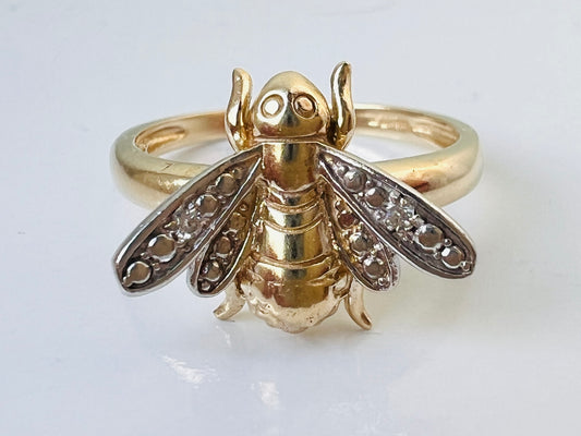 9ct Gold Diamond Bumblebee Ring