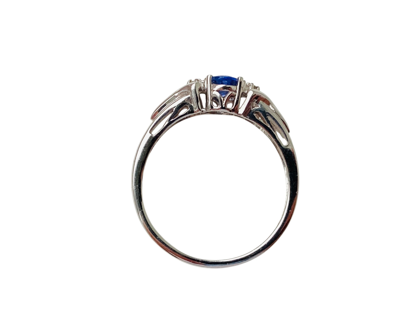 9ct Gold Tanzanite & Diamond Ring