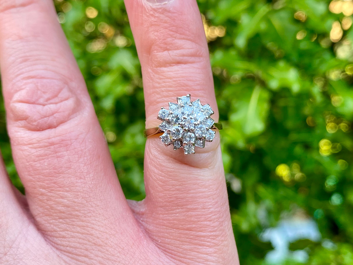 18ct Gold Diamond Cluster Ring