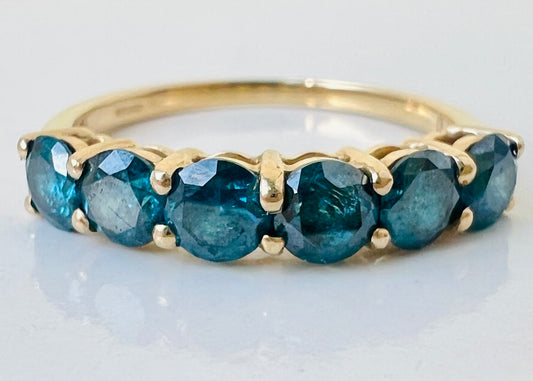 9ct Gold Blue Diamond Ring