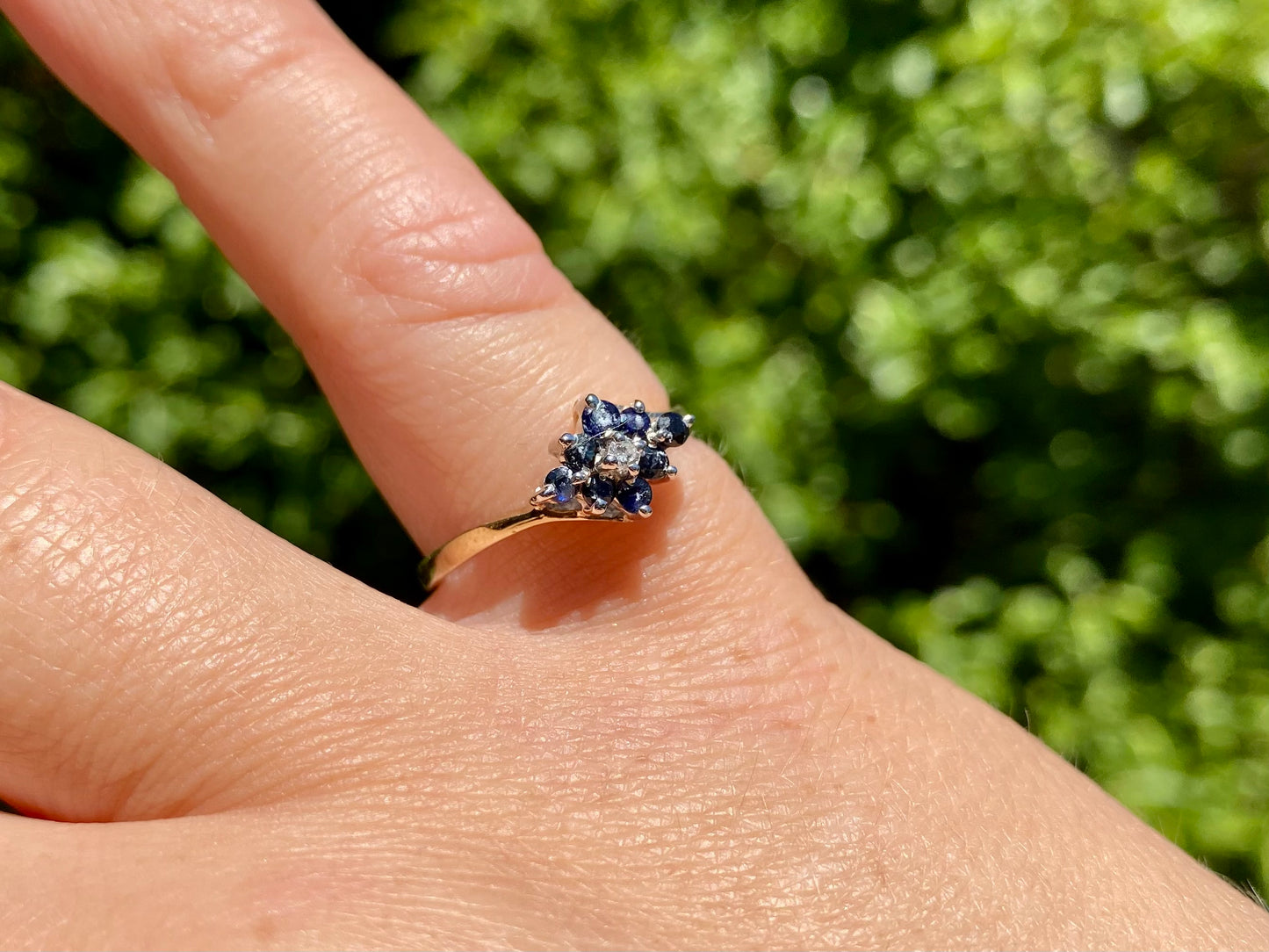 Vintage 9ct Gold Sapphire & Diamond Ring