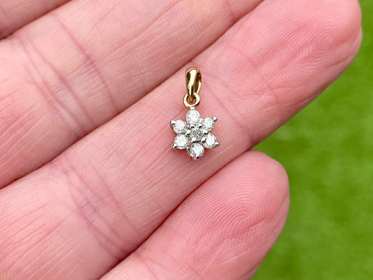 9ct Gold Diamond Pendant