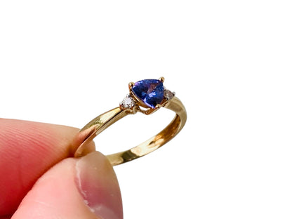 9ct Gold Tanzanite & Diamond Ring