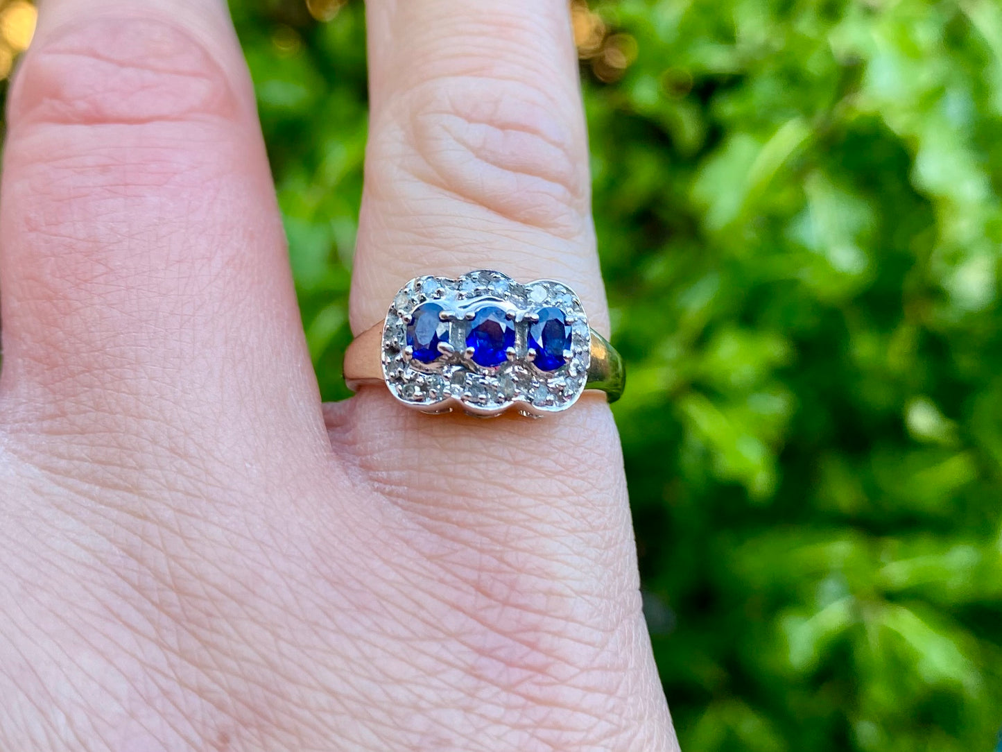 9ct Gold Sapphire & Diamond Cluster Ring