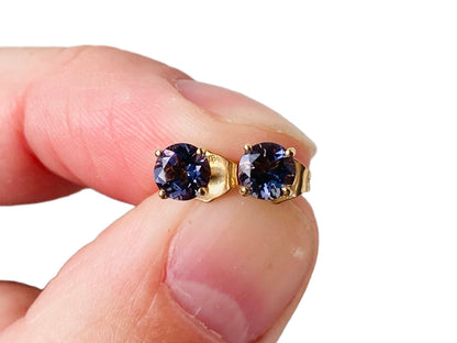 9ct Gold Iolite Earrings