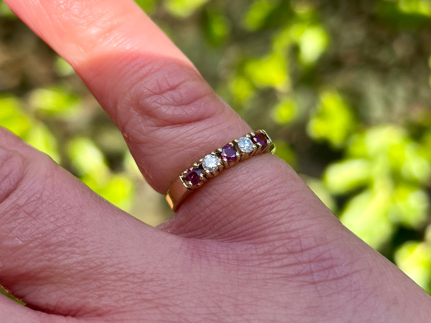 Vintage 18ct Gold Ruby & Diamond Ring