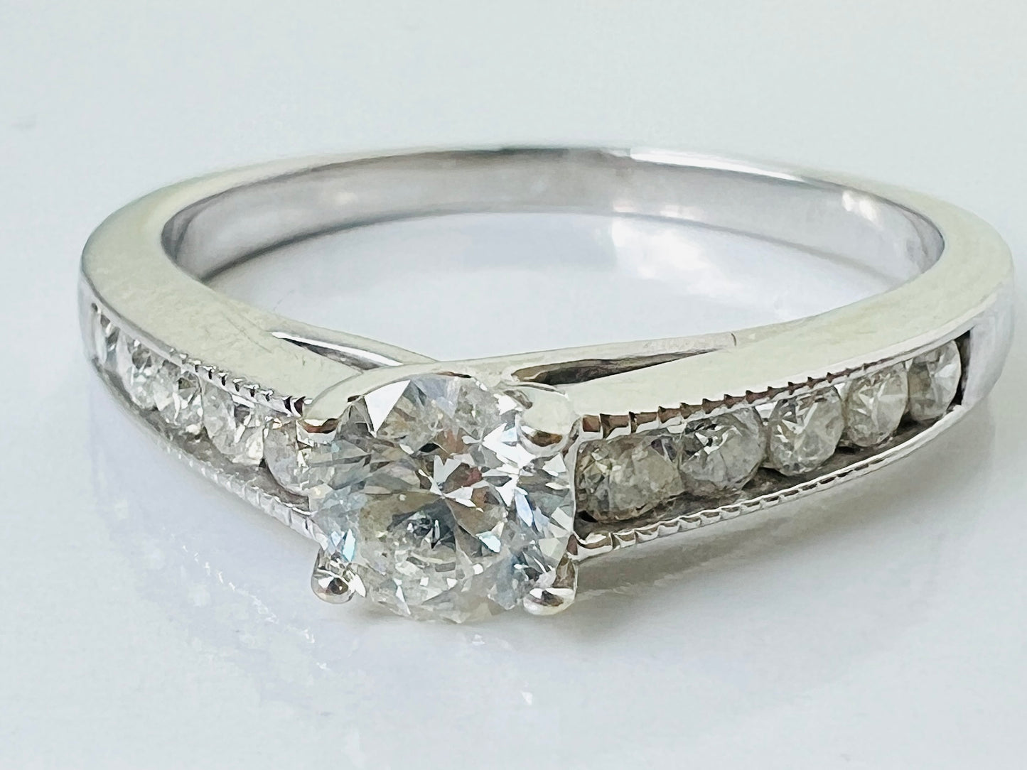 18ct Gold 0.71ct Diamond Ring