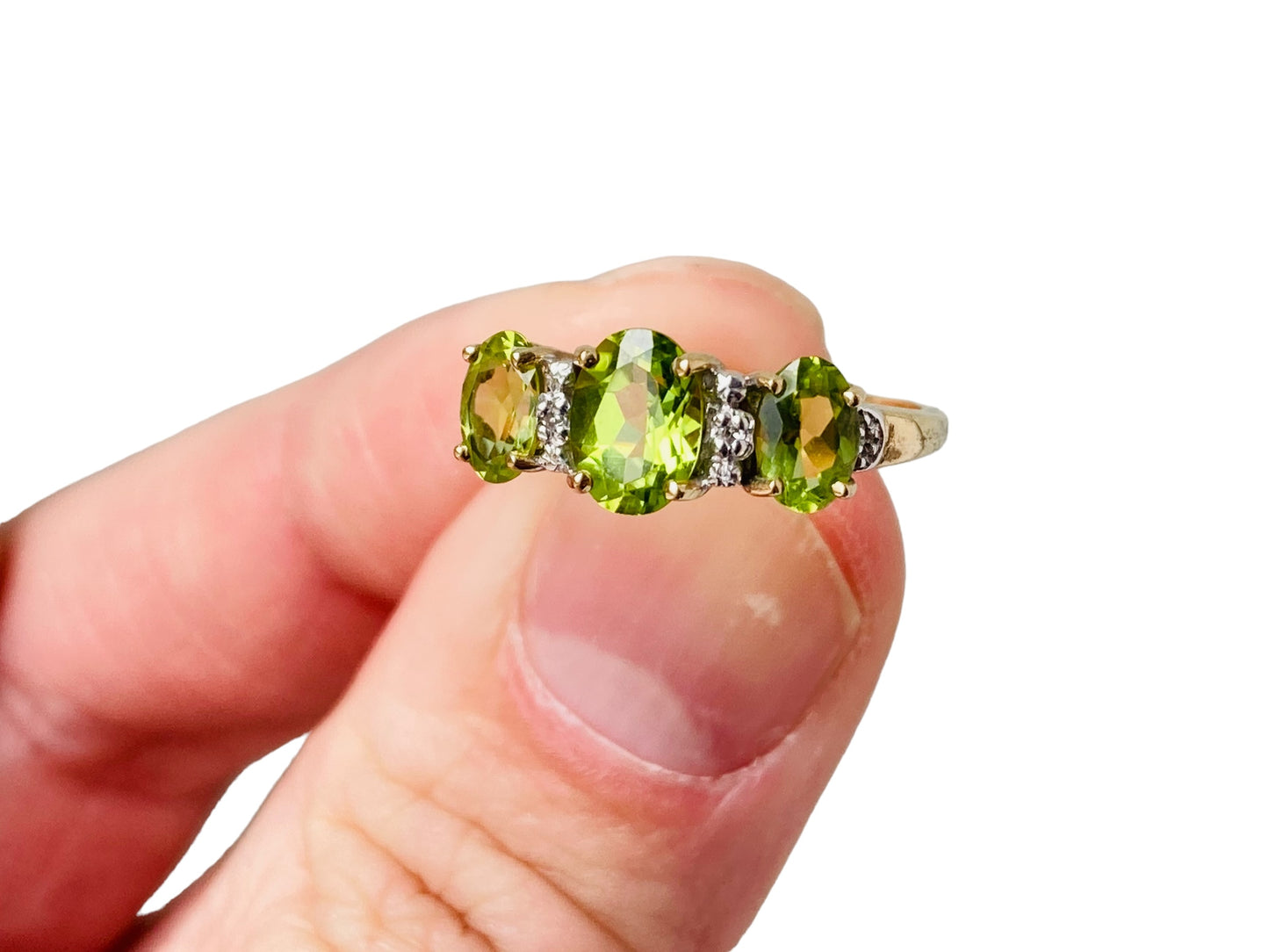 9ct Gold Peridot & Diamond Ring