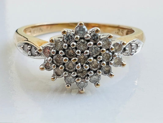 9ct Gold Diamond Ring