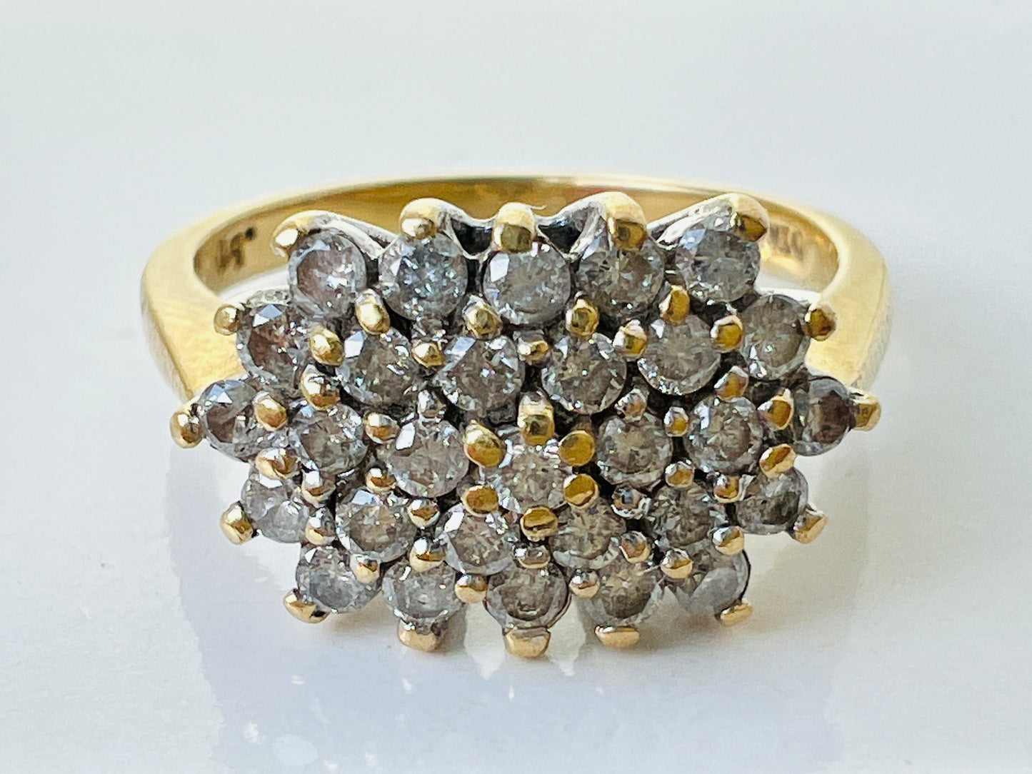 Vintage 18ct Gold Diamond Cluster Ring