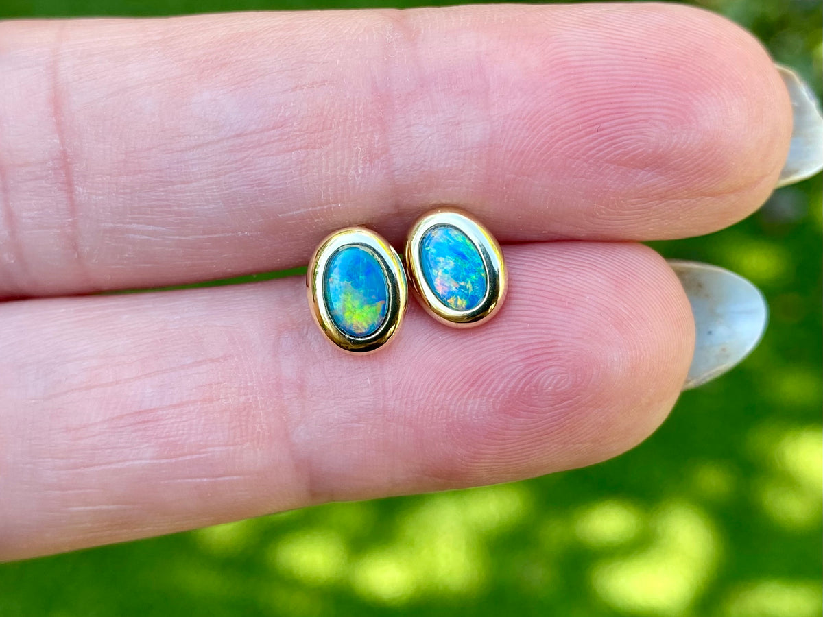 14ct Gold Opal Earrings