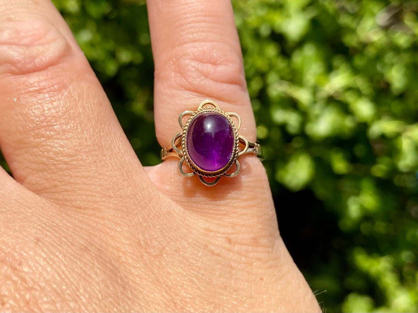 Vintage 9ct Gold Amethyst Ring
