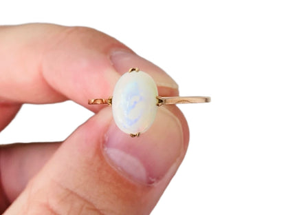 Antique 9ct Gold Opal Ring