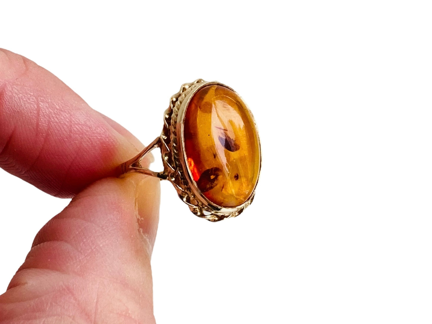9ct Gold Amber Ring