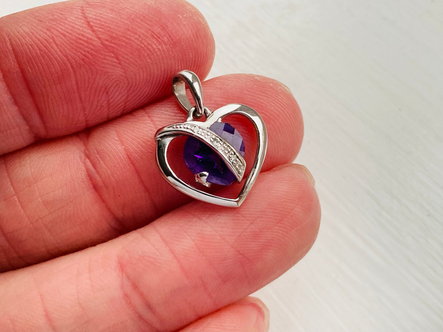 9ct Gold Amethyst & Diamond Heart Pendant