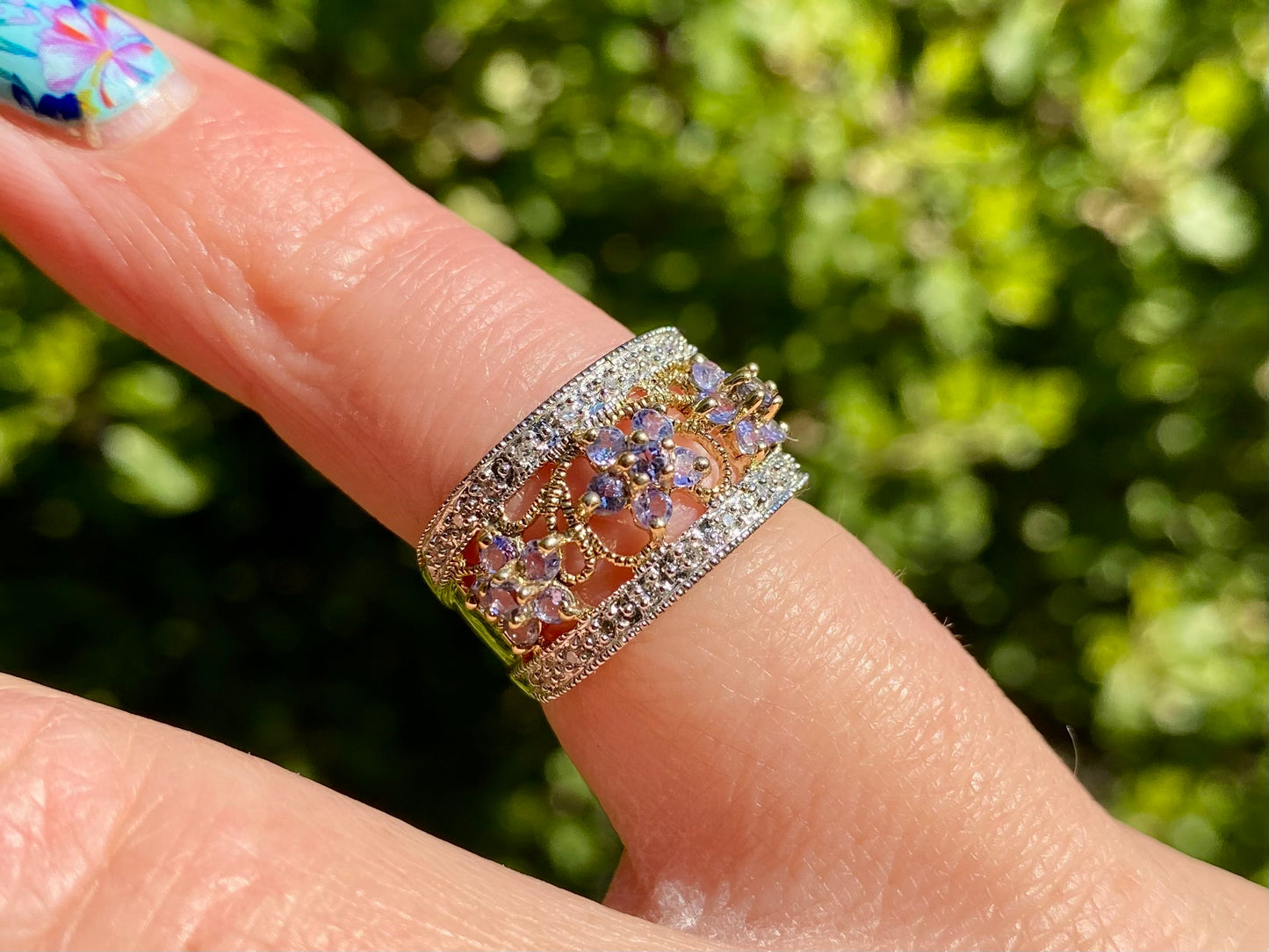 9ct Gold Tanzanite & Diamond Ring