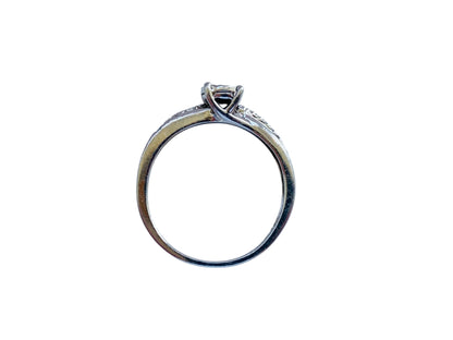 9ct Gold Diamond Ring