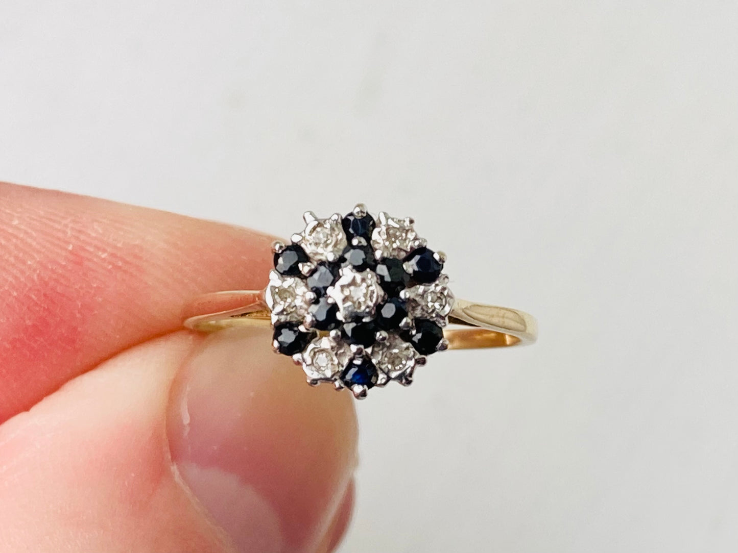 9ct Gold Sapphire & Diamond Ring