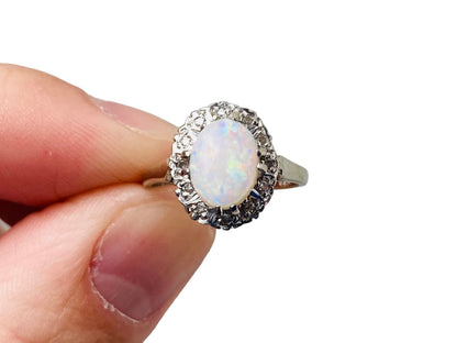 Vintage 9ct Gold Opal & Diamond Ring