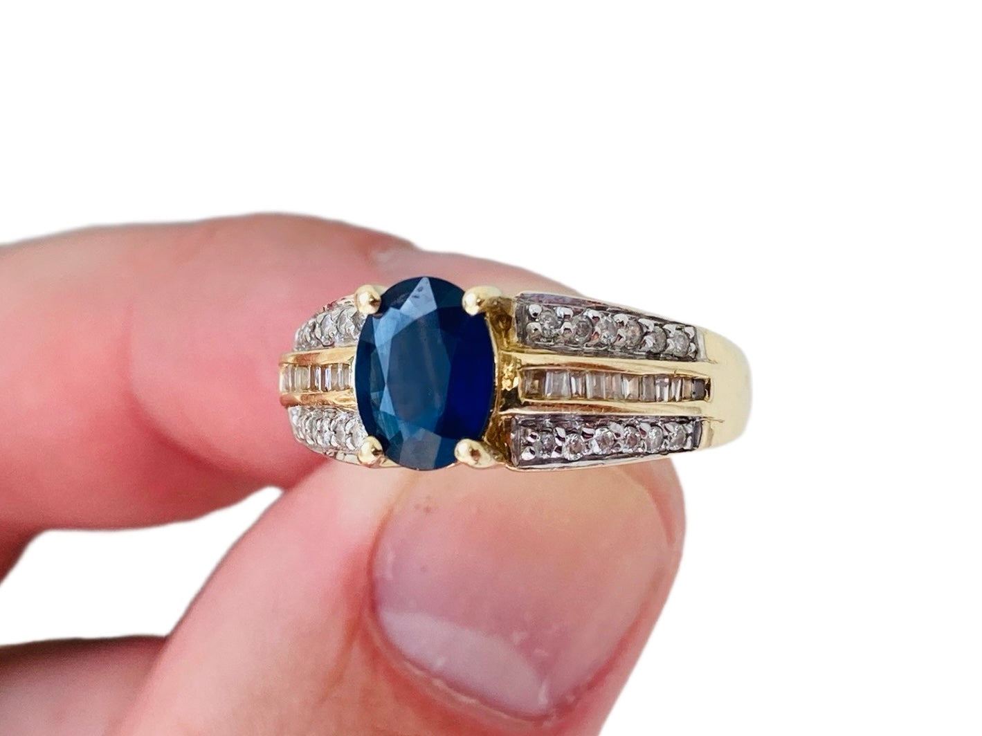 14ct Gold Sapphire & Diamond Ring