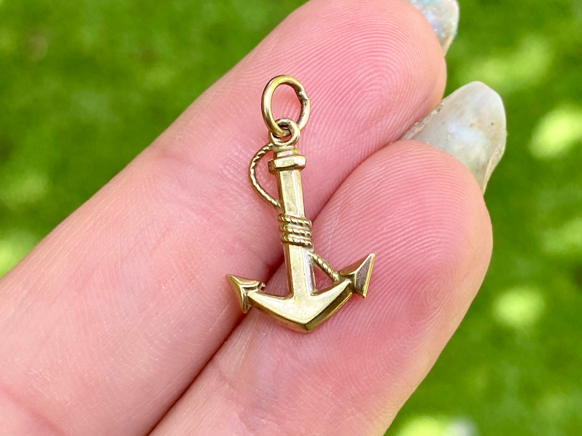 Vintage 9ct Gold Anchor Pendant