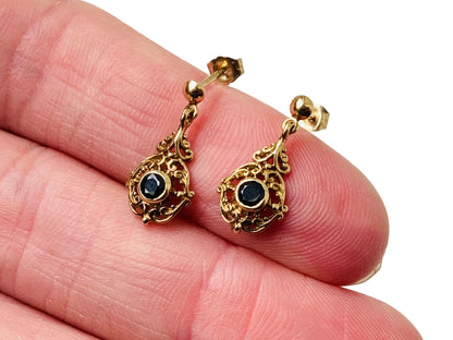 Vintage 9ct Gold Sapphire Earrings