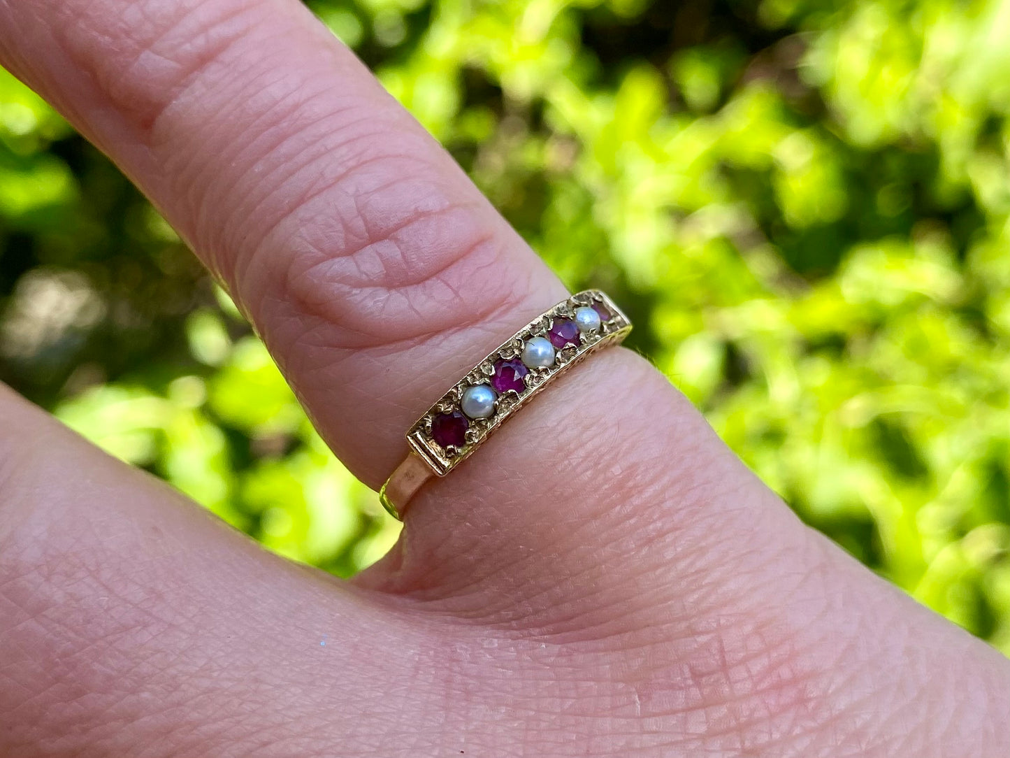 Vintage 9ct Gold Ruby & Pearl Ring