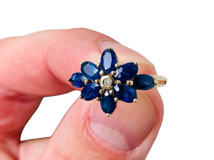 9ct Gold Sapphire & Diamond Ring