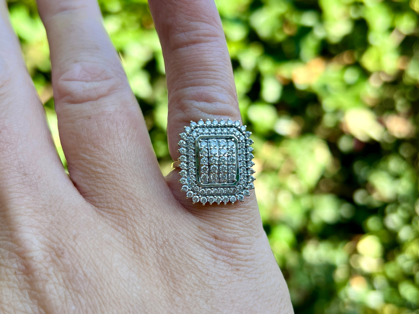 9ct Gold Diamond Ring