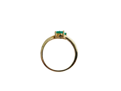 9ct Gold Emerald & Diamond Ring