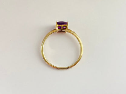 9ct Gold Amethyst & Diamond Ring